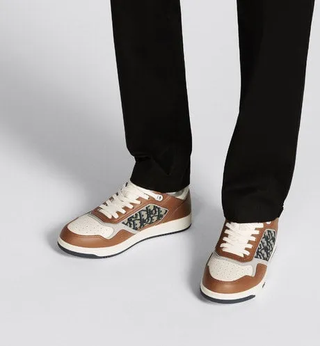 B27 Low-Top Sneaker • Brown and Cream Smooth Calfskin with Beige and Black Dior Oblique Jacquard