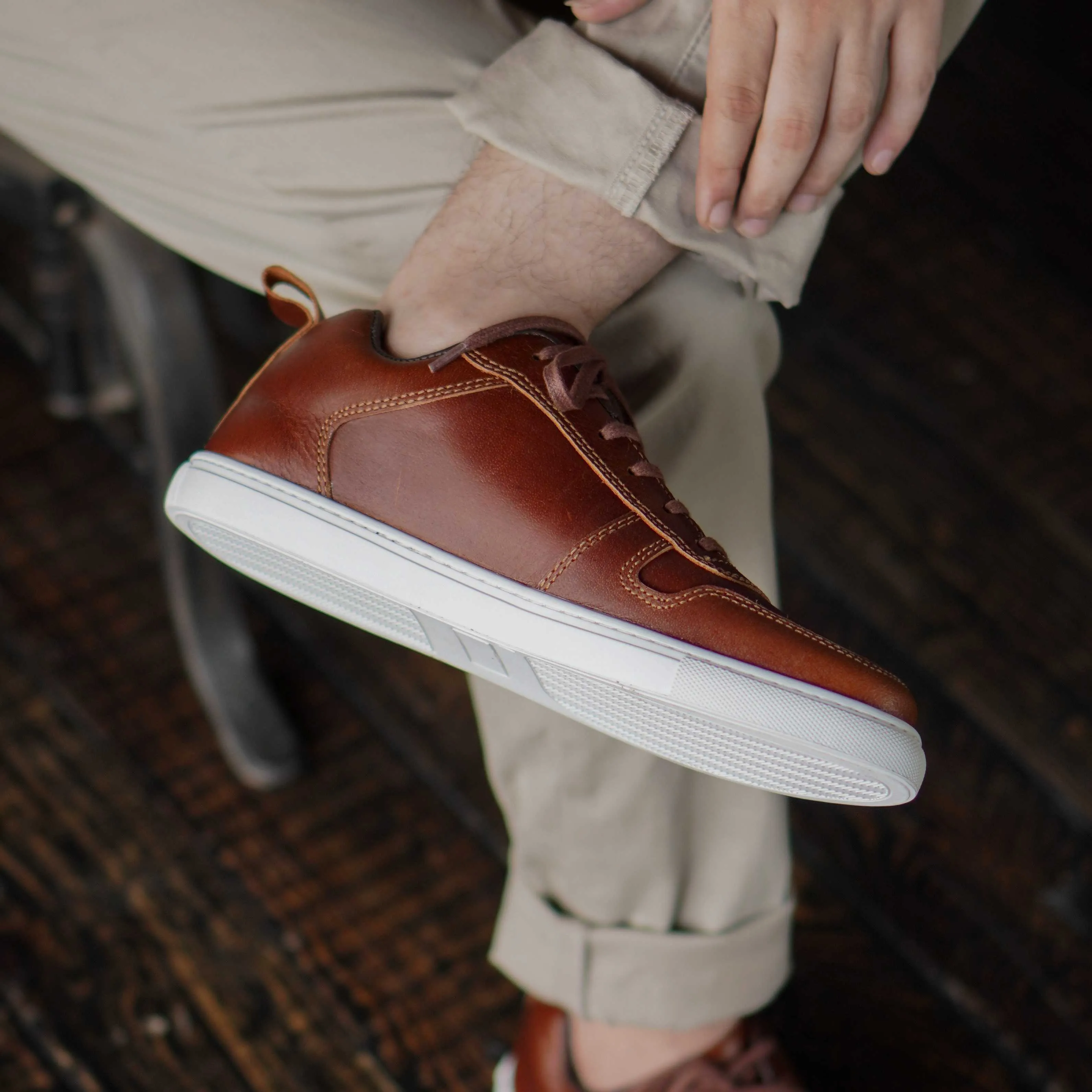 Brooklyn Low Top Sneakers (Saddle Tan)