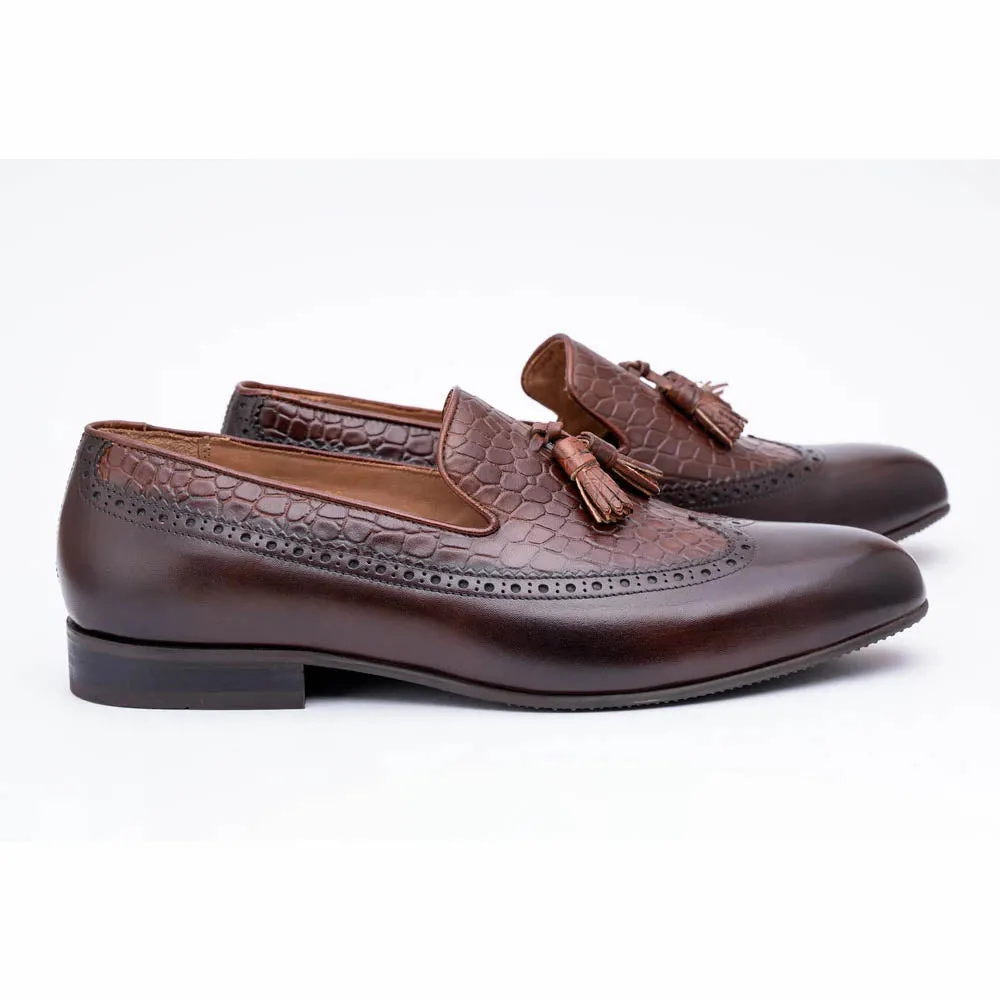Brown Wingtip Tassel Loafer With Croco Detail