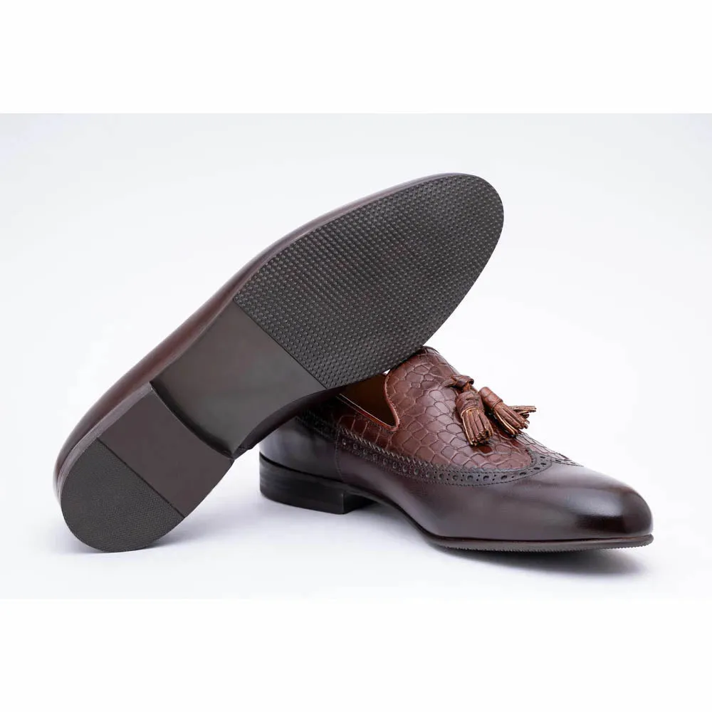 Brown Wingtip Tassel Loafer With Croco Detail