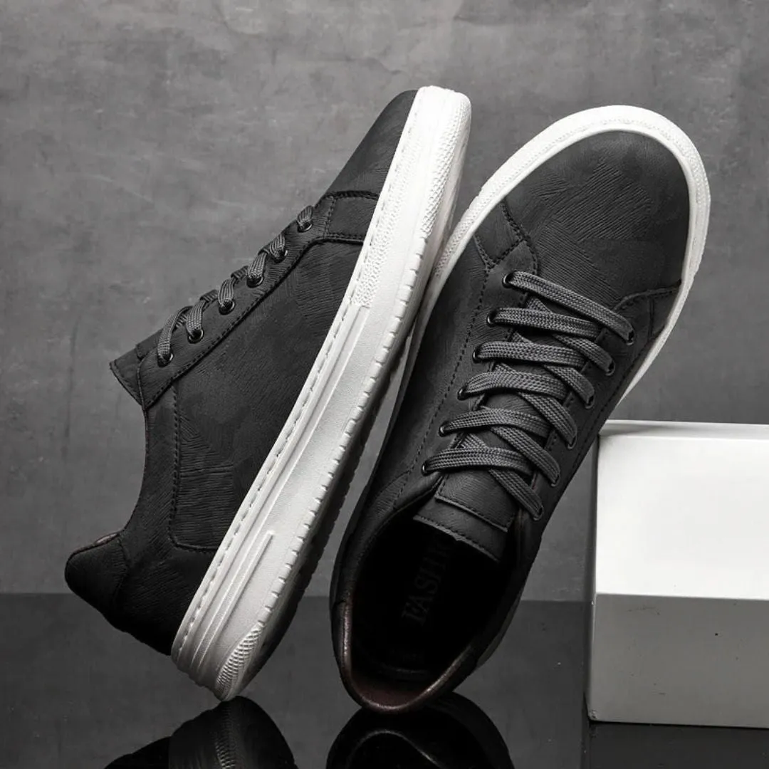 Carter Low-Top Sneaker