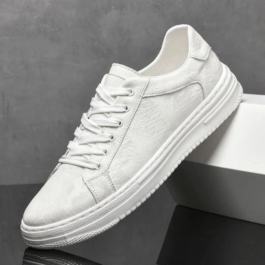 Carter Low-Top Sneaker