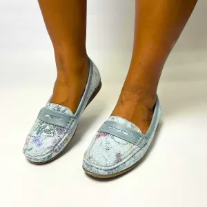 Cushion Walk blue floral moccasin