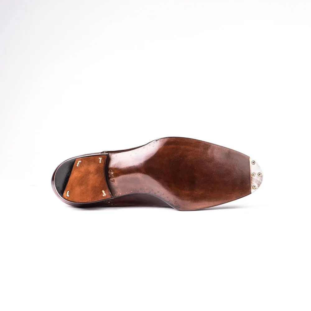Elegant Dress Oxford with brogued toe cap