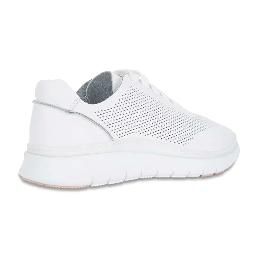 Ratio Sneaker in White Leather
