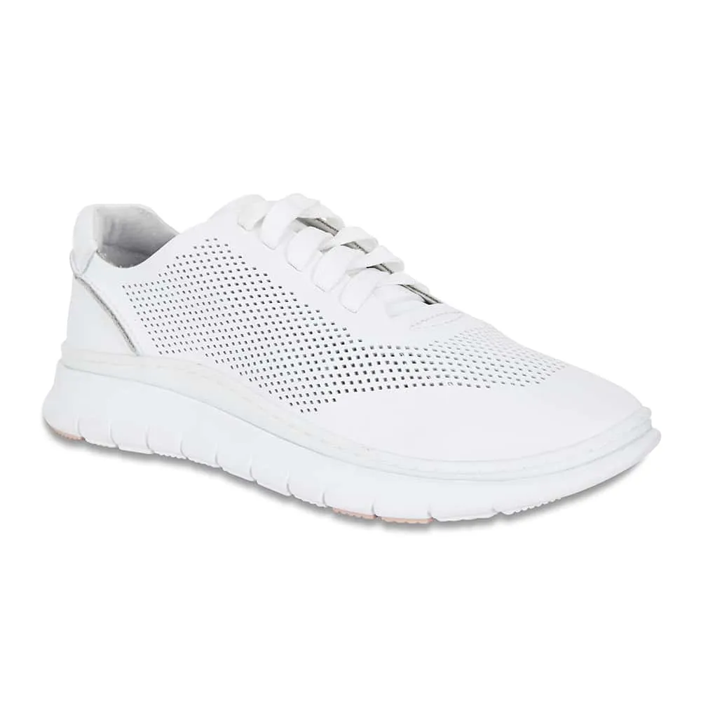 Ratio Sneaker in White Leather