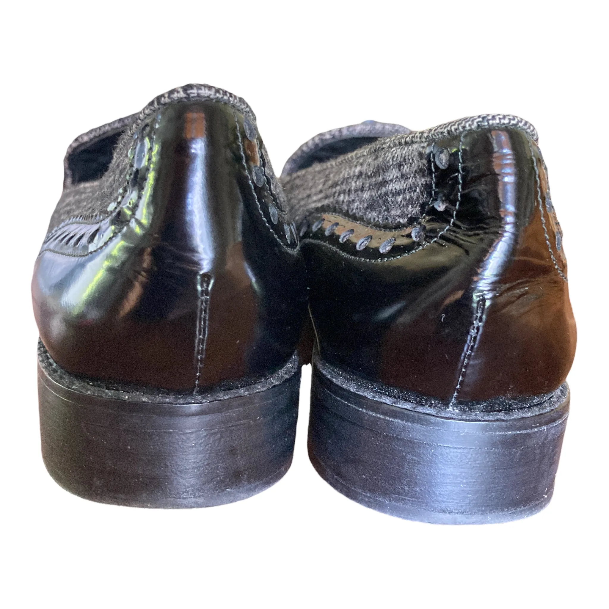 Stuart Weitzman Guything Wingtip Black Loafers, 9N
